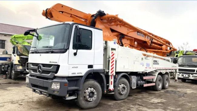 High-Performance 37m 42m 65m Concrete Pump Trucks  For Heavy-Duty Construction Work