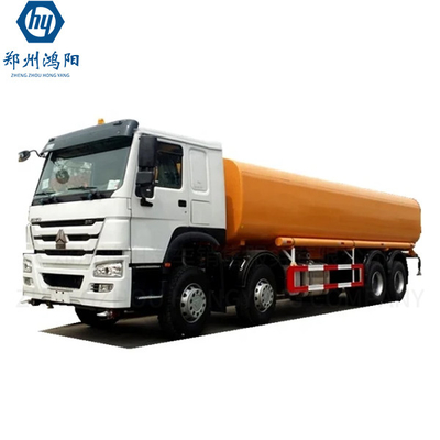 Combineer water tanktruck Chinese straatvegers en straat schoonmaak trucks