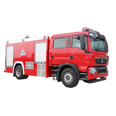 Krachtige en duurzame Euro 5 brandweerwagen 8x4 voor uitdagend terrein en extreme omstandigheden